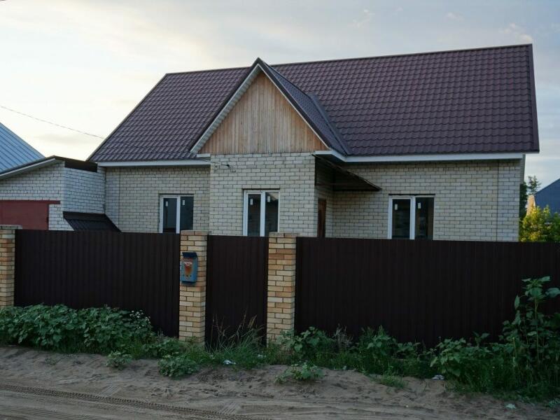 Купить недвижимость в воронежской области. Домики Воронеж. Дом в пригороде Воронежа. Воронеж Подгорное коттеджи. Дом в земле Воронеж.