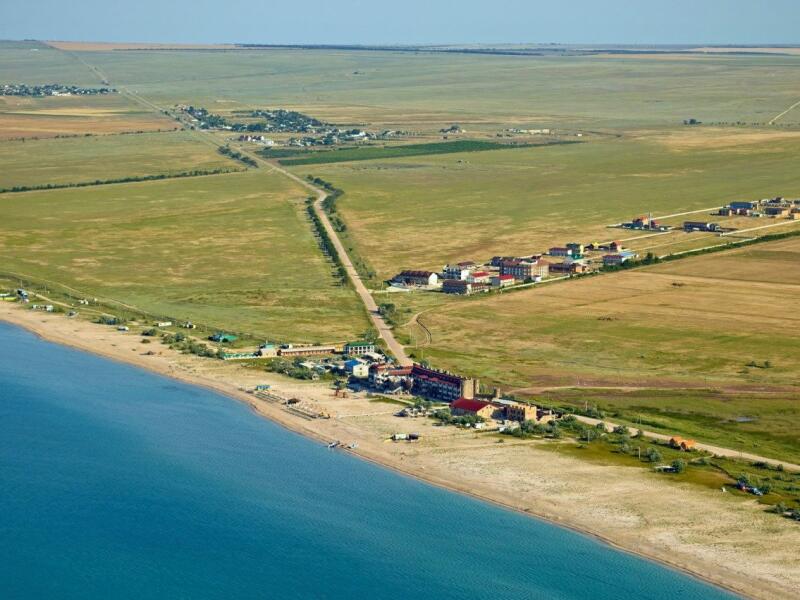 Золотой крым сайт. Крым село Знаменское пляж Беляус. Золотой Крым Беляус. Посёлок золотой Крым Беляус. Крым, Черноморский р-н, пос.золотой Крым.